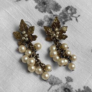 Vintage faux pearl earrings